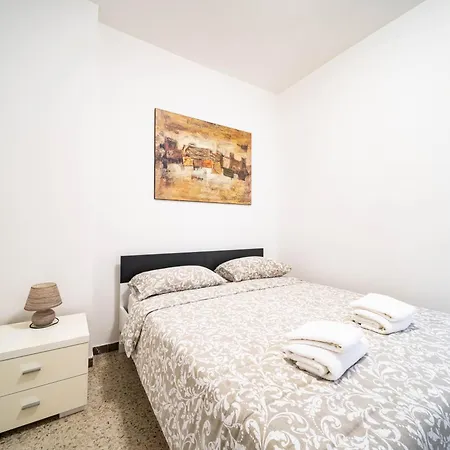 Apartment Spazioso Trilocale Vicino Stazione A Pochi Passi Dal *