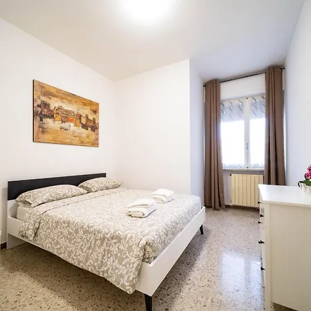 Spazioso Trilocale Vicino Stazione A Pochi Passi Dal
