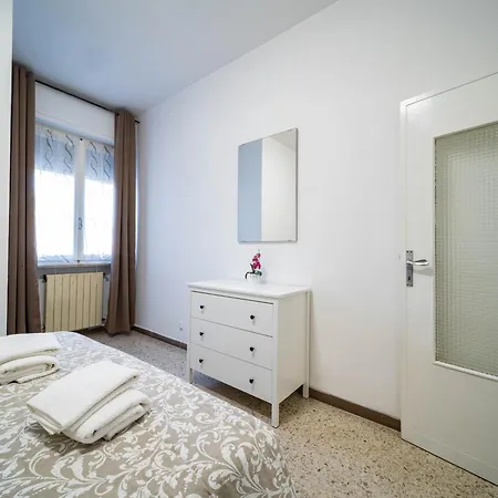 Apartment Spazioso Trilocale Vicino Stazione A Pochi Passi Dal *